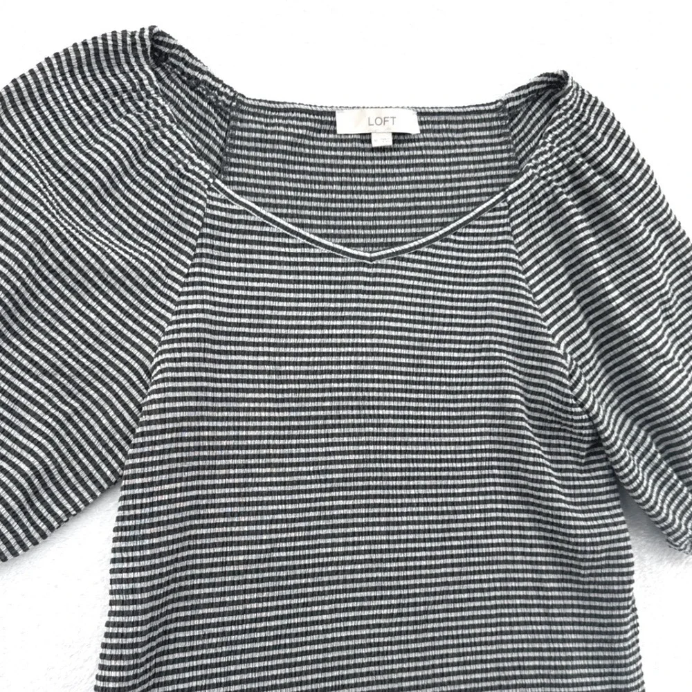 LOFT Womens Puff Sleeve Top Medium Black White Striped Ribbed Knit